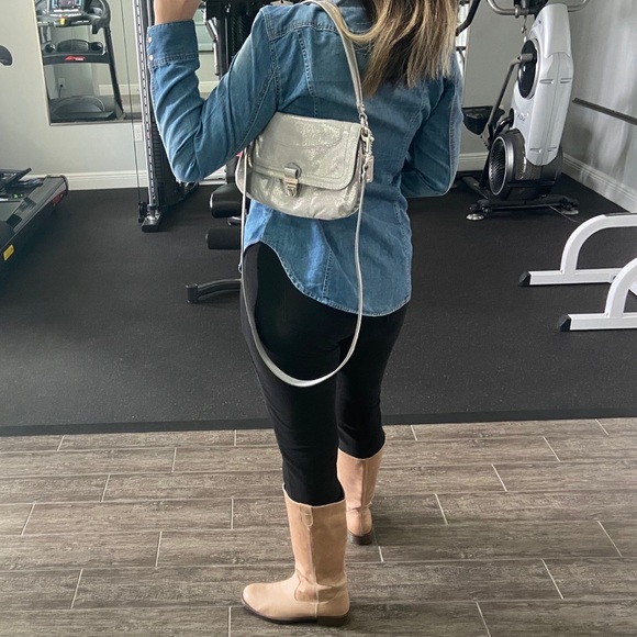 Shimmery Coach Poppy Gray Layla Silver Flap Bag - Picture 3 of 12